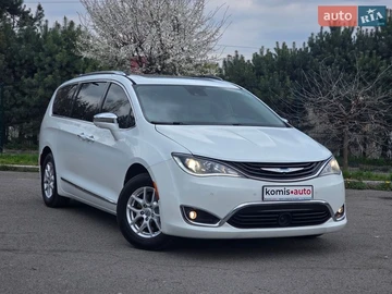 Авто Chrysler Pacifica 2017 № 8706976