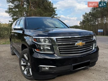 Авто Chevrolet Suburban 2015 № 8706978