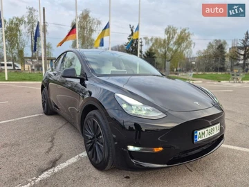 Авто Tesla Model Y 2023 № 8707104