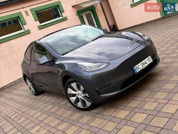 Авто Tesla Model Y 2023 № 8707110