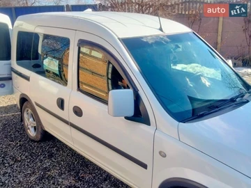 Авто Opel Combo 2010 № 8707315