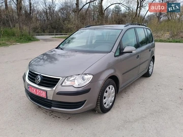 Авто Volkswagen Touran 2007 № 8707359
