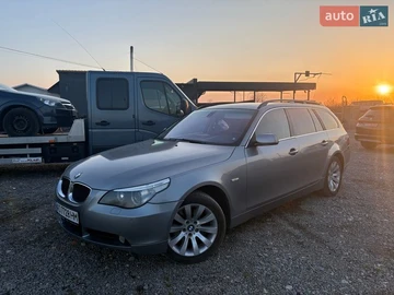 Авто BMW 5 Series 2004 № 8707379