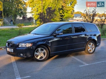 Авто Volvo V50 2012 № 8707551