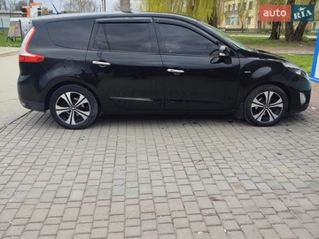 Авто Renault Grand Scenic 2011 № 8708082
