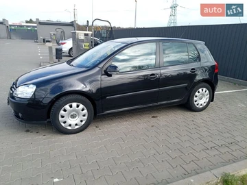 Авто Volkswagen Golf 2005 № 8708797