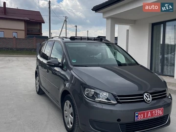 Авто Volkswagen Touran 2013 № 8708824
