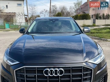 Авто Audi Q8 2018 № 8709043