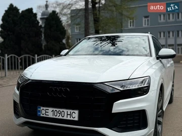 Авто Audi Q8 2021 № 8709045