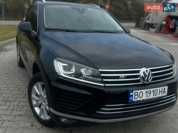 Авто Volkswagen Touareg 2014 № 8709284