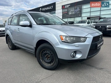 Авто Mitsubishi Outlander Xl 2010 № 8709653