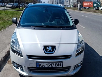 Авто Peugeot 5008 2010 № 8709660