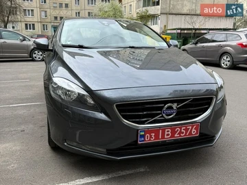Авто Volvo V40 2013 № 8709669