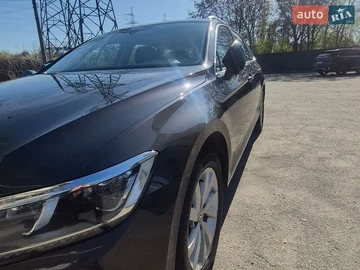 Авто Volkswagen Passat 2018 № 8709687