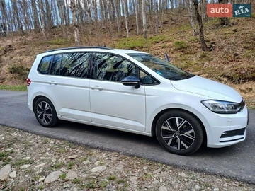 Авто Volkswagen Touran 2021 № 8709858