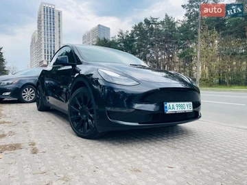 Авто Tesla Model Y 2023 № 8709865
