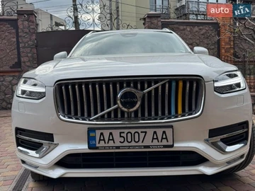 Авто Volvo Xc90 2024 № 8709892