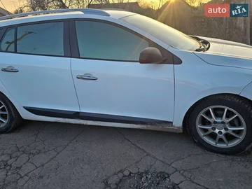 Авто Renault Megane 2011 № 8710071