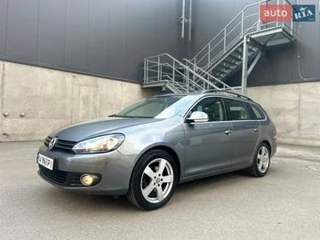 Авто Volkswagen Golf 2010 № 8710089
