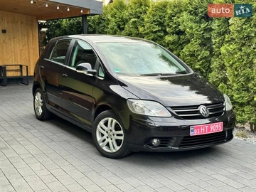 Авто Volkswagen Golf Plus 2008 № 8710093