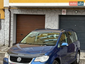 Авто Volkswagen Touran 2007 № 8710097