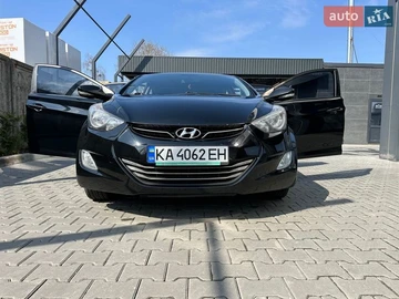 Авто Hyundai Elantra 2012 № 8710115