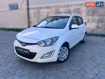 Авто Hyundai I20 2013 № 8710119