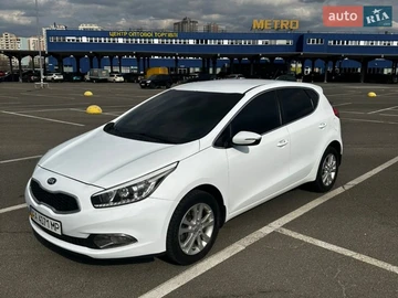 Авто KIA Ceed 2015 № 8710122
