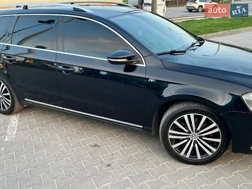 Авто Volkswagen Passat 2011 № 8710127