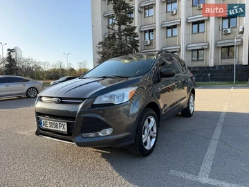Авто Ford Escape 2015 № 8710134