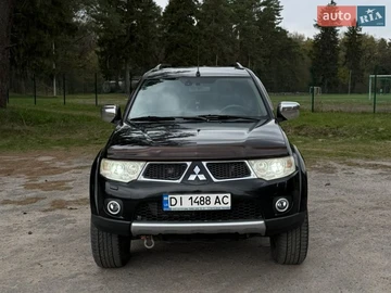 Авто Mitsubishi Pajero Sport 2010 № 8710138