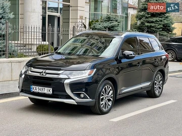 Авто Mitsubishi Outlander 2017 № 8710298
