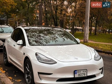 Авто Tesla Model 3 2020 № 8710398