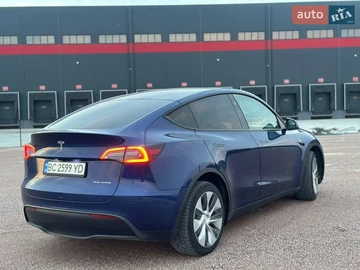 Авто Tesla Model Y 2023 № 8710400