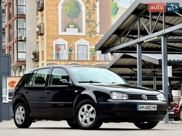 Авто Volkswagen Golf 2000 № 8710634