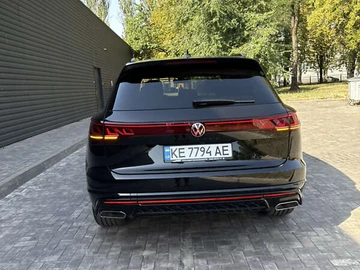 Авто Volkswagen Touareg 2024 № 8710849