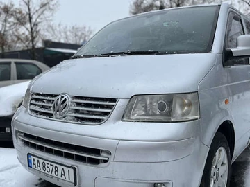 Авто Volkswagen Caravelle 2004 № 8710913
