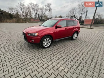 Авто Mitsubishi Outlander Xl 2010 № 8711224