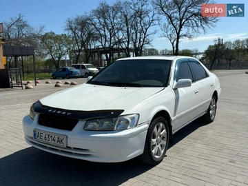 Авто Toyota Camry 2001 № 8711527