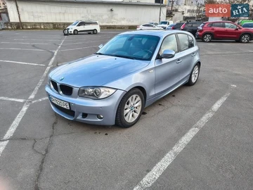 Авто BMW 1 Series 2010 № 8711602