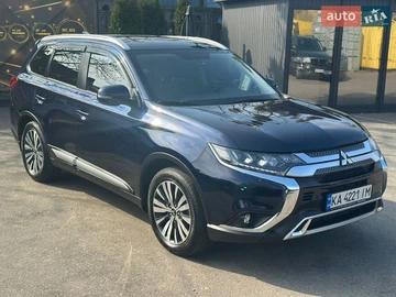 Авто Mitsubishi Outlander 2021 № 8711703