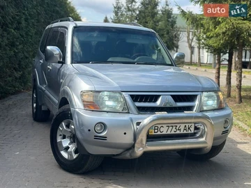 Авто Mitsubishi Pajero Wagon 2004 № 8711962