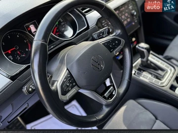 Авто Volkswagen Passat 2021 № 8712090