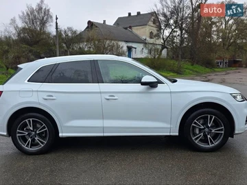 Авто Audi Q5 2019 № 8712102