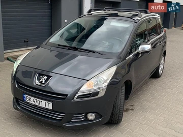 Авто Peugeot 5008 2010 № 8712792