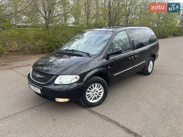 Авто Chrysler Voyager 2003 № 8713051