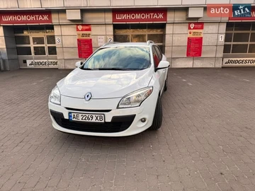 Авто Renault Megane 2011 № 8713099