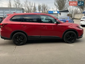 Авто Mitsubishi Outlander 2017 № 8713313