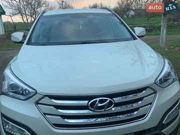 Авто Hyundai Santa Fe 2014 № 8713320