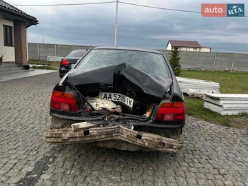Авто BMW 5 Series 1999 № 8713531